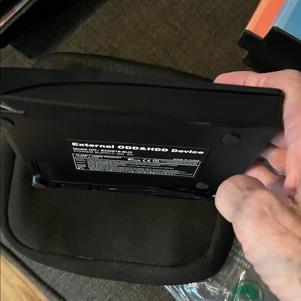 External CD/DVD Drive - Picture 6 of 11